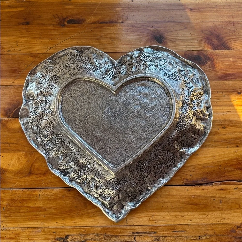 Vintage Carson Pewter Heart-Shaped Decorative Plate Berry & Vine Border Design